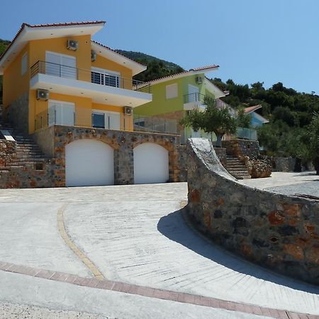 Shiraz Villas Каламата Екстериор снимка