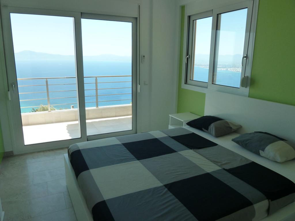 Shiraz Villas Каламата Екстериор снимка