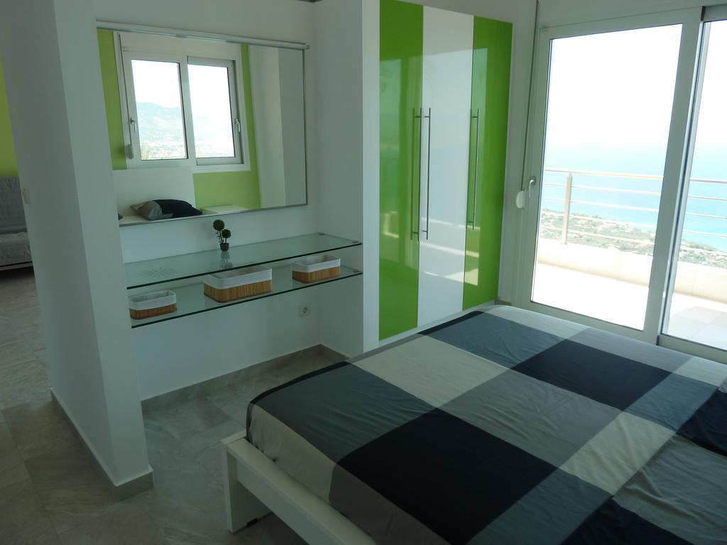 Shiraz Villas Каламата Екстериор снимка