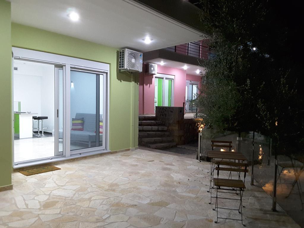 Shiraz Villas Каламата Екстериор снимка