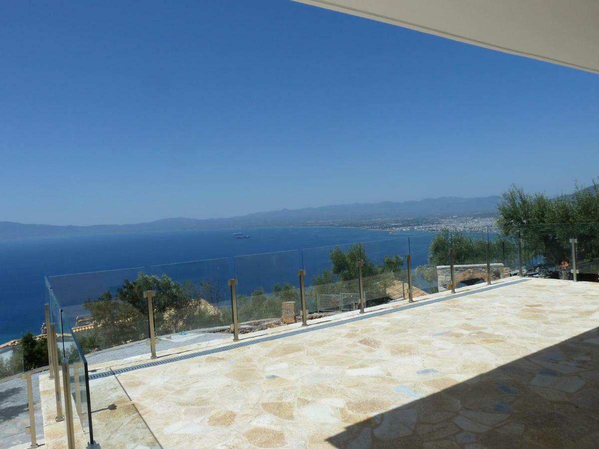 Shiraz Villas Каламата Екстериор снимка